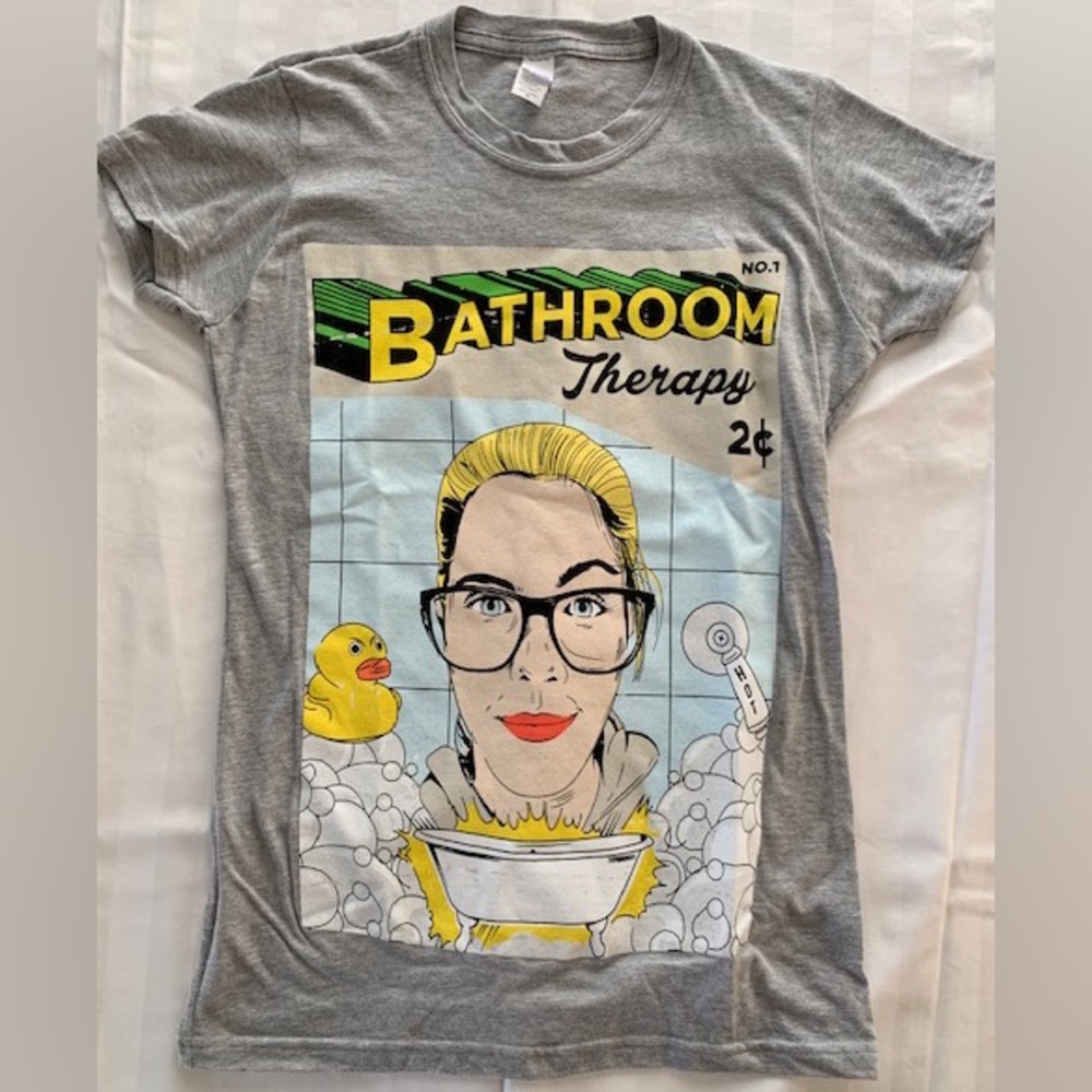 Emily Bett Rickards from Arrow - Bathroom Therapy tee - Size XS NWOT